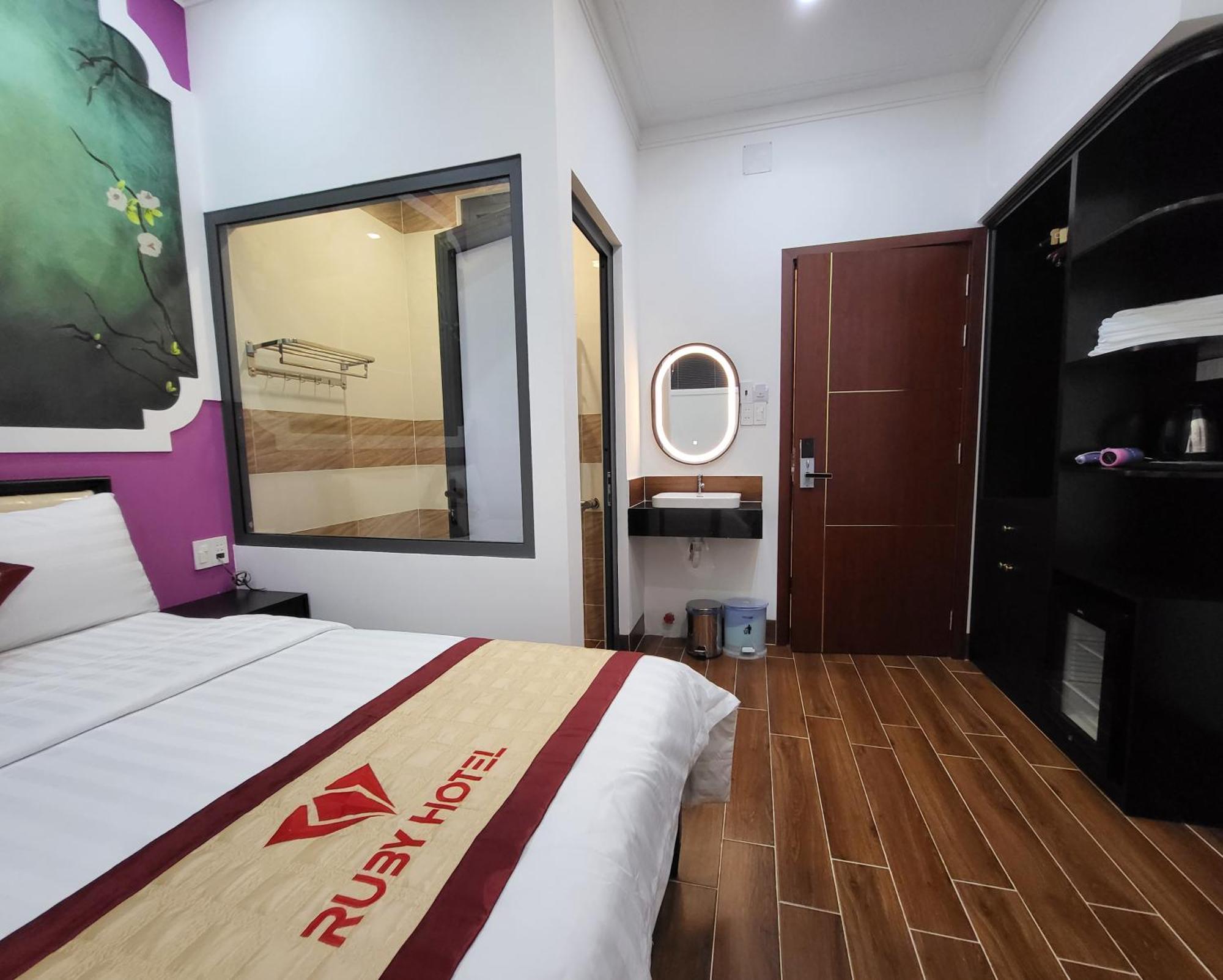 Ruby Hotel Vĩnh Long 객실 사진