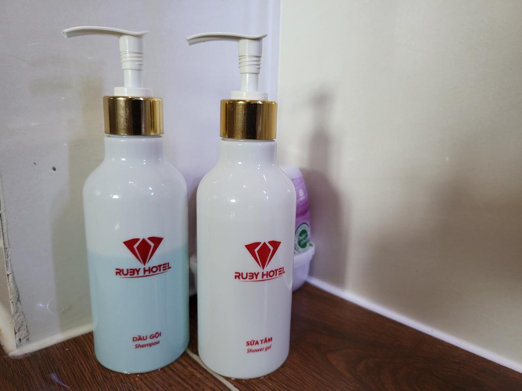 Ruby Hotel Vĩnh Long 외부 사진